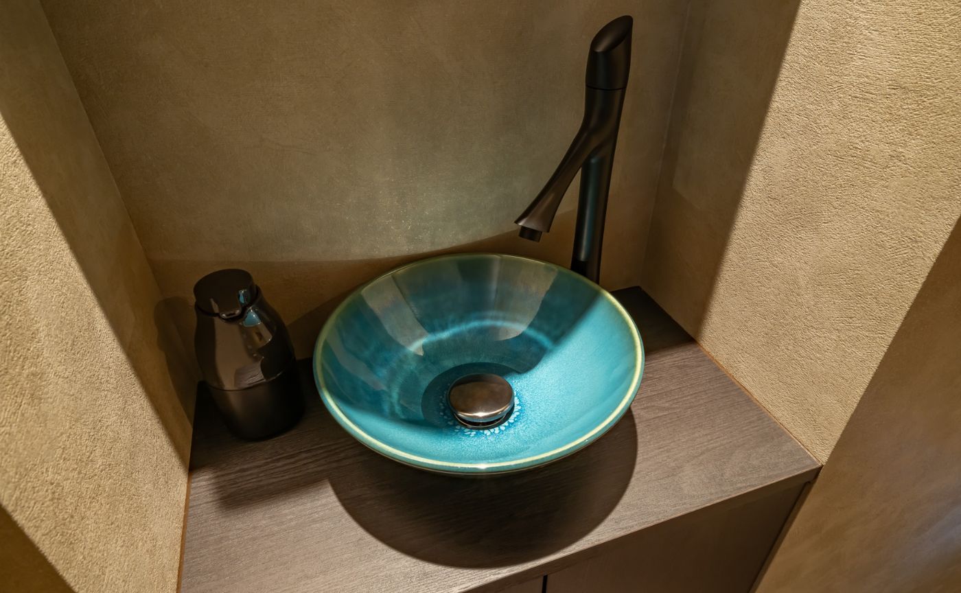 トイレ手洗い器