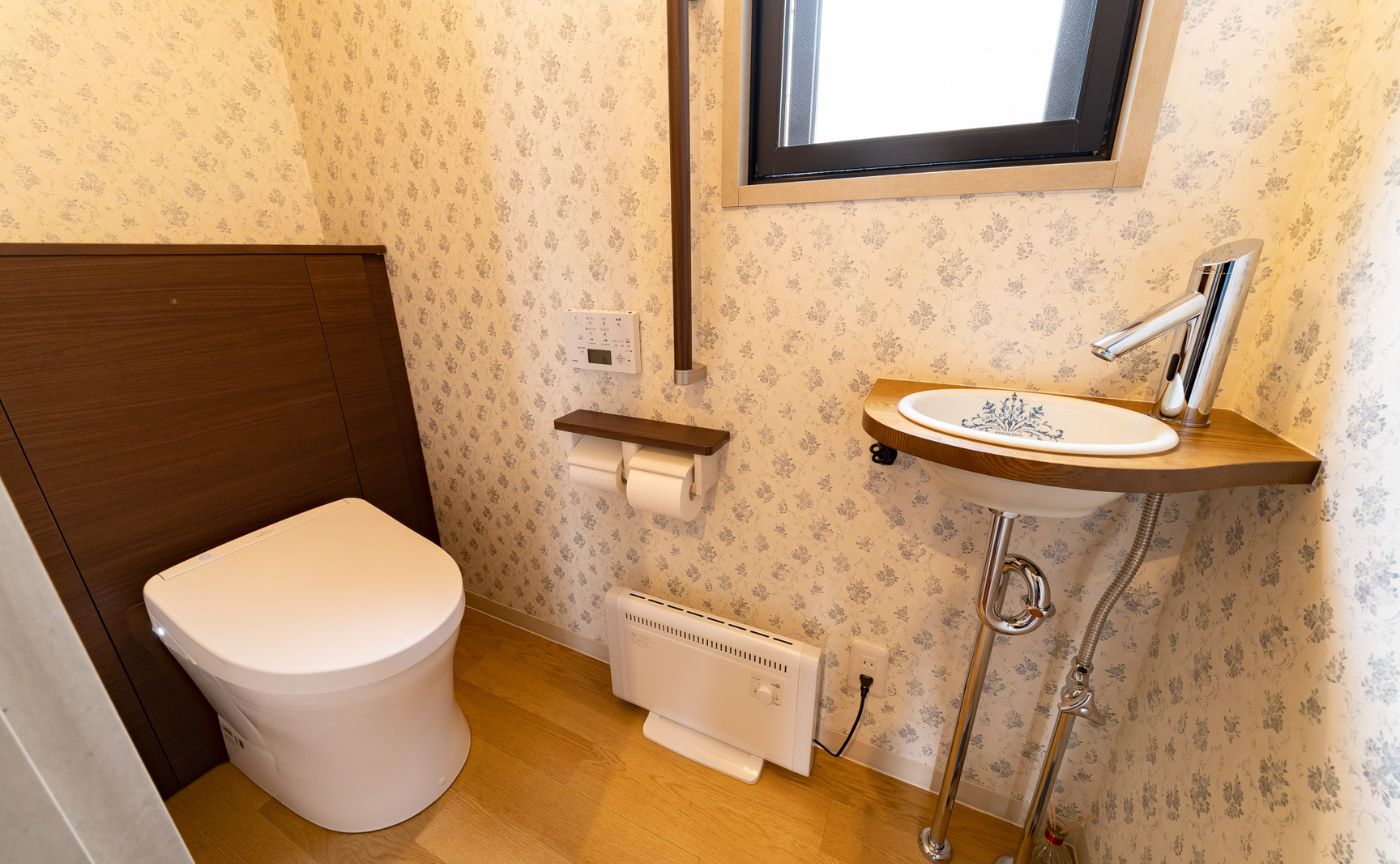 トイレ手洗い器