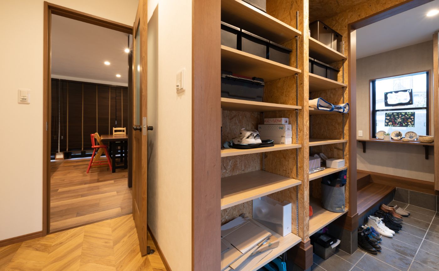 土間収納可動棚